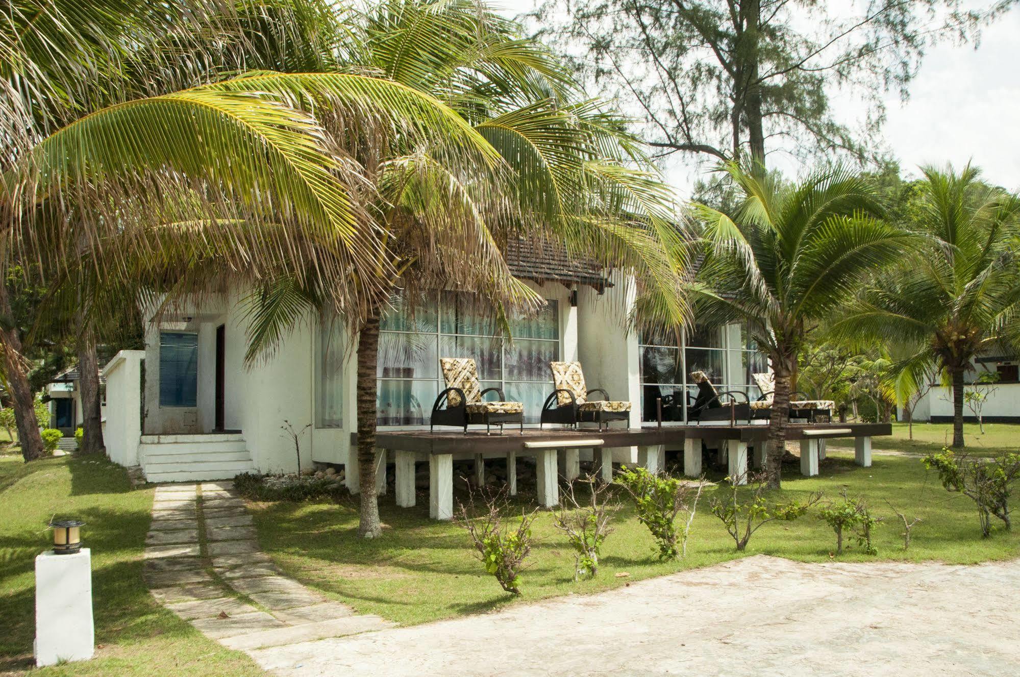 Sari Pacifica Resort & Spa, Sibu Island, Johor Pulau Sibu Exteriér fotografie