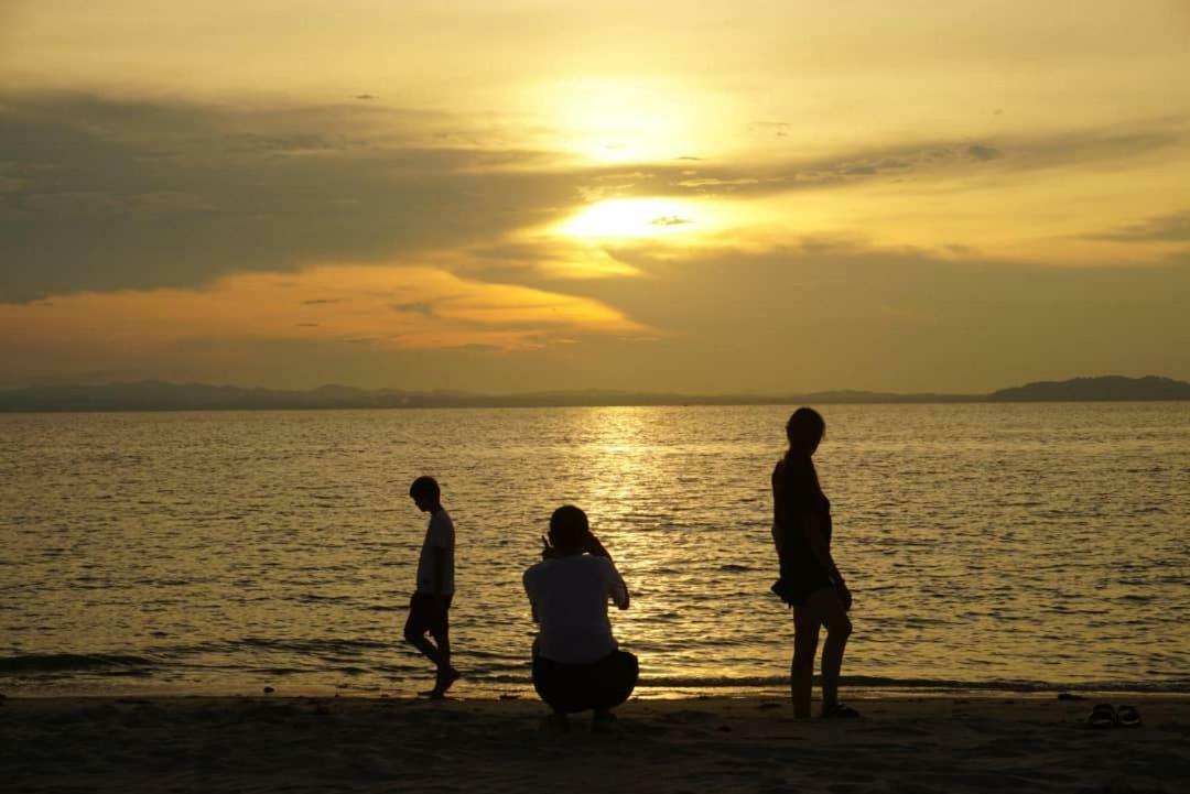 Sari Pacifica Resort & Spa, Sibu Island, Johor Pulau Sibu Exteriér fotografie